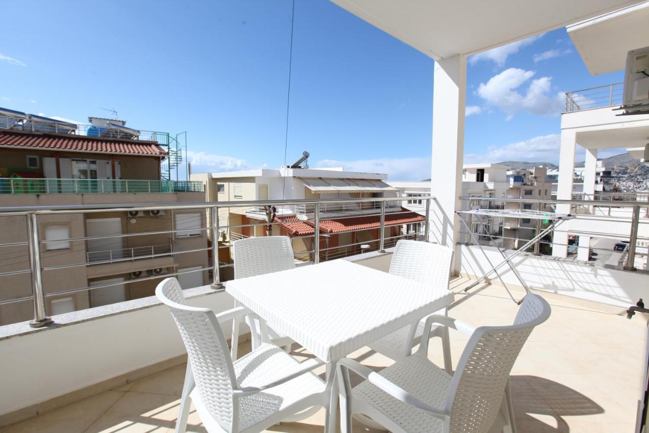 Teo Apartaments Sarande Bagian luar foto